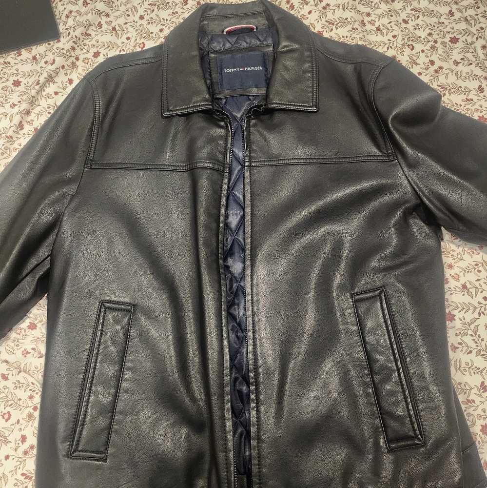 TOMMY HILFIGER MENS  VINTAGE LEATHER JACKET XL USED